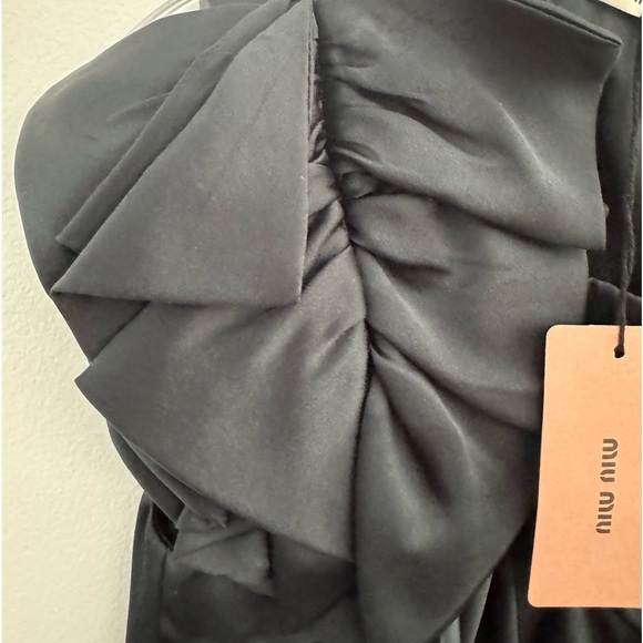 MIU MIU NEW with tags dress black silk with detail shoulder - Picture 6 of 9